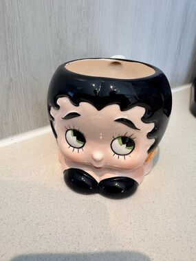 Vintage Betty Boop Hand Painted Mug 1981 Made in Japan - Good Condition